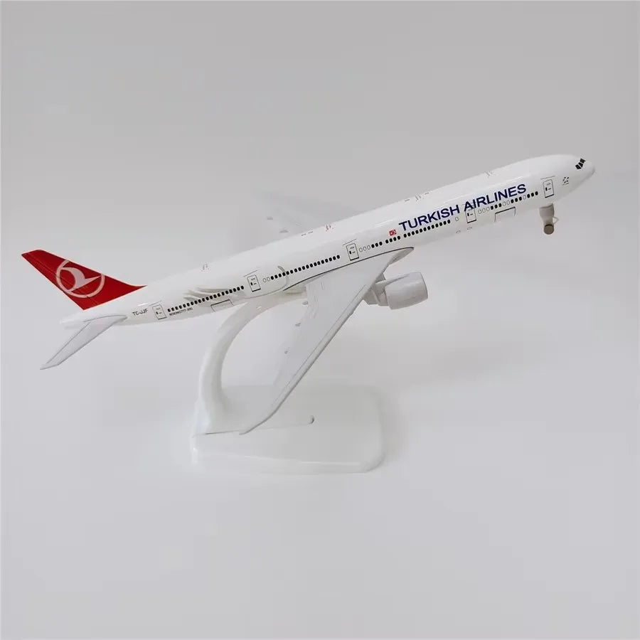 B777